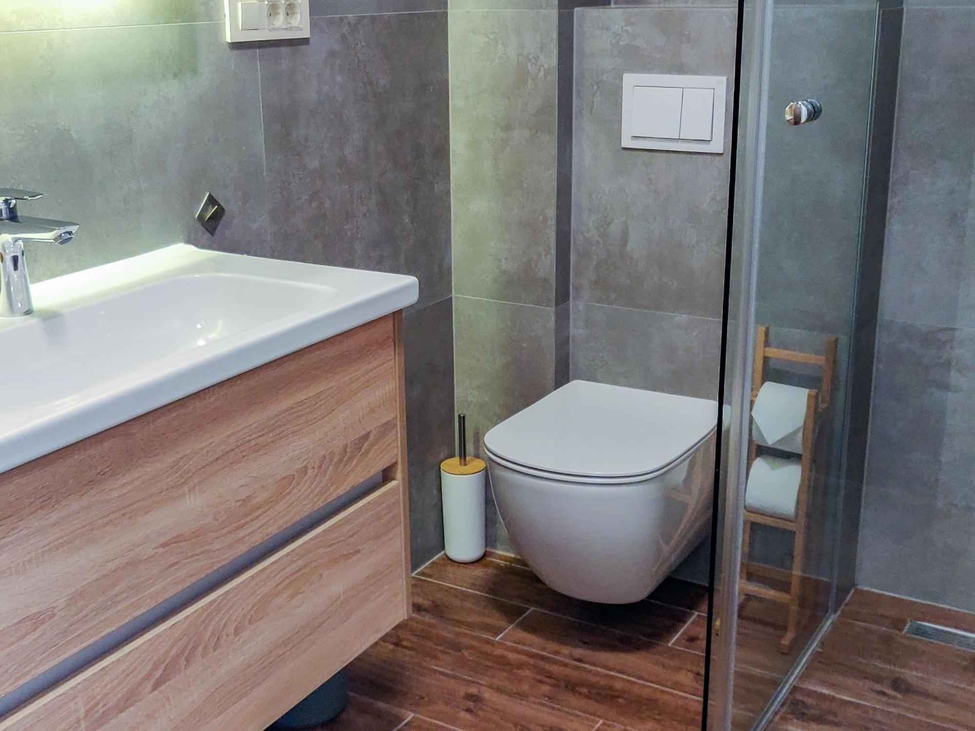 Downtown Stylish And Sophisticated Apartman